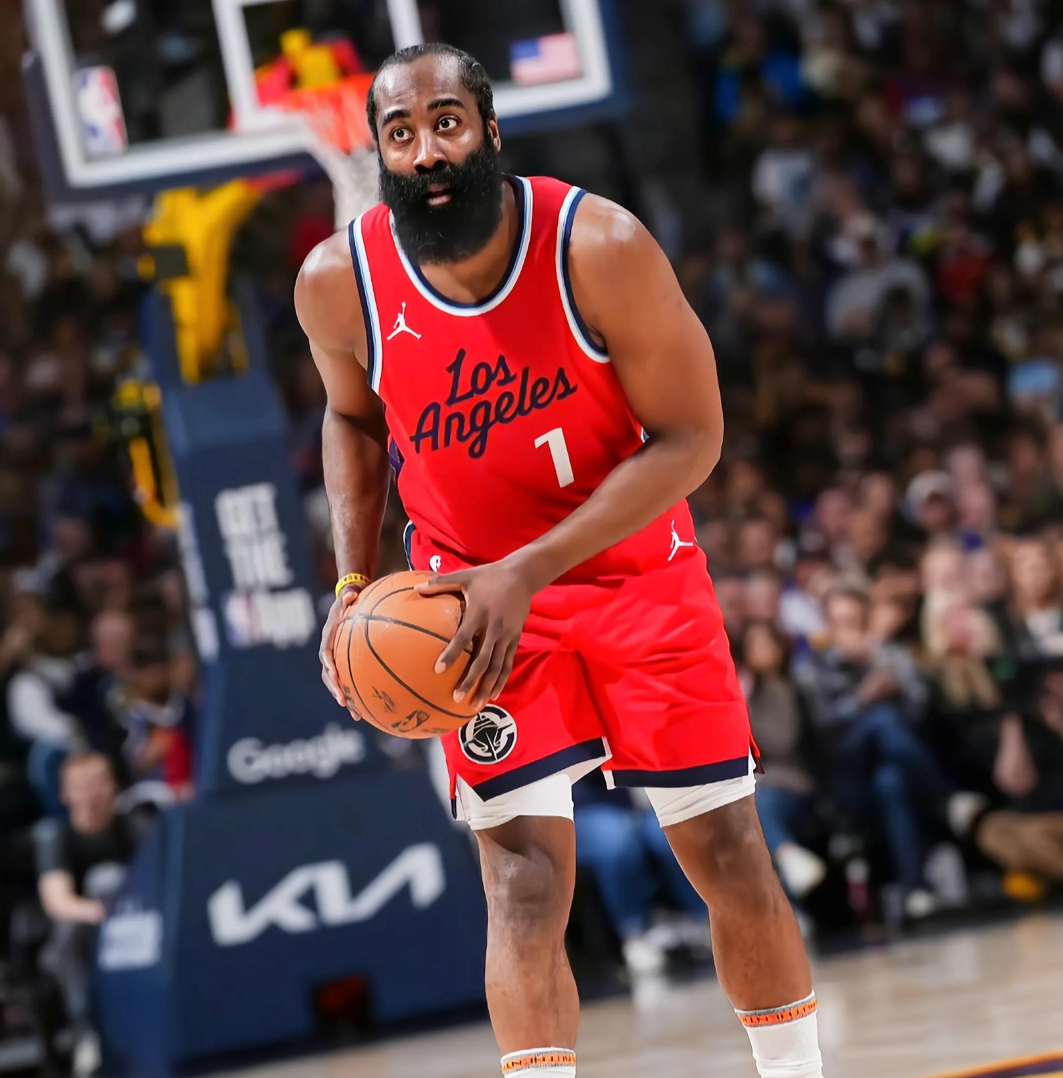 哈登惊艳全场，西亚卡姆助攻爆棚，掘金逆转取胜！