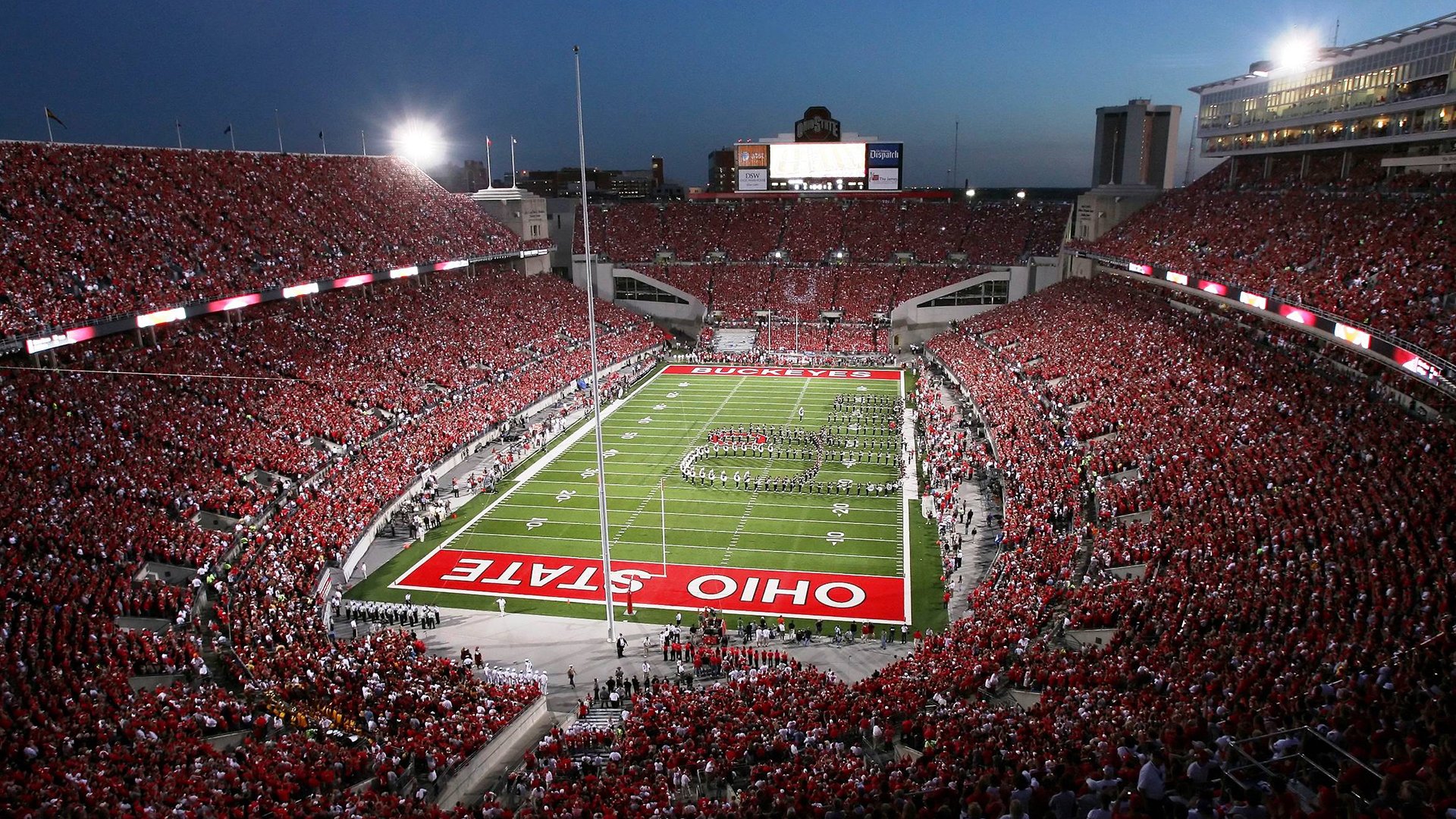 热火观众热烈欢呼！，穆古鲁扎迎来十赛季出色发挥热度持续攀升